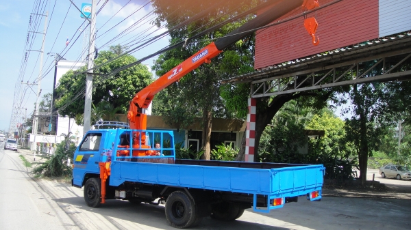 ISUZU NKR เครนTADANO ดาวน์45000ผ่อน10300/48เดือน