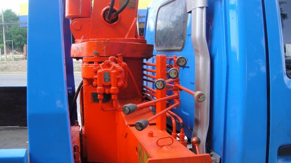 ISUZU NKR เครนTADANO ดาวน์45000ผ่อน10300/48เดือน