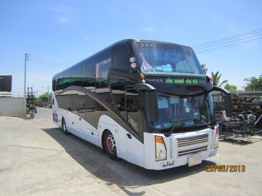 ใหม่แกะกล่อง ขายรถบัส VIP 6 ล้อชั้นเดียว  เครื่องเสียง + ประกันภัยประเภท 1