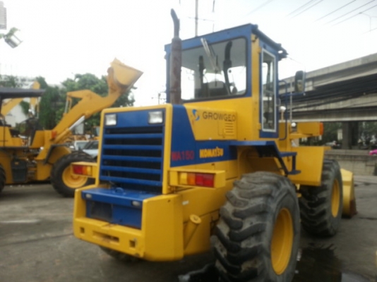 รถตักล้อยาง WA150-1-30227  สภาพสวย  นำเข้าจากญี่ปุ่น เพิ่งมาถึงไทยวันนี้  รถจอดที่ C.S หลักสี่ โทร.081-373-0559