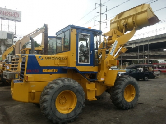 รถตักล้อยาง WA150-1-30227  สภาพสวย  นำเข้าจากญี่ปุ่น เพิ่งมาถึงไทยวันนี้  รถจอดที่ C.S หลักสี่ โทร.081-373-0559