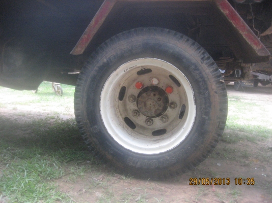 ขายด่วนรถดั้ม  HINO  รุ่น  KL 300  6 สูบ   130 แรงม้า