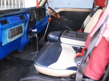 Nissan สภาพพร้อมใช้ แอร์เย็น เพลงเพราะ เบาะครบ