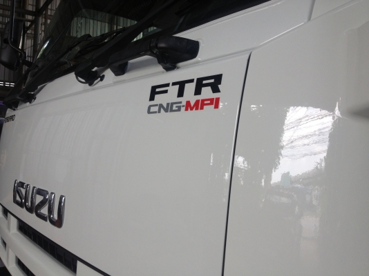 ขาย ISUZU FTRหัวโรโบคอบ CNG ห้างแท้ออกตรีเพชรปี 53 ตู้แห้ง10บาน