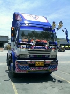 ขายดาวน์รถหัวลาก ISUZU 320 แรงม้า