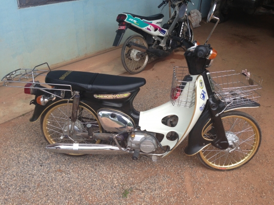 ขาย c70 ไม่มีทะเบียน เครื่องดรีมดังนิดหน่อย ด่วน!!!!