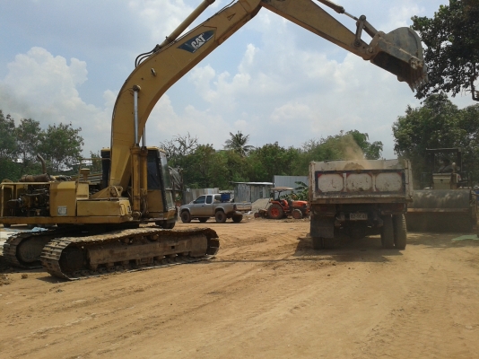 ขายรถแบคโฮ  CAT E200B   โทร 081-8712644