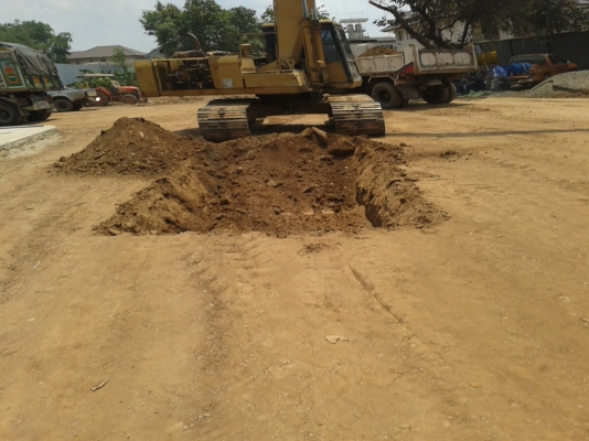 ขายรถแบคโฮ  CAT E200B   โทร 081-8712644