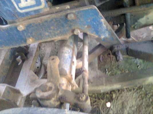 ขายรถไถนาฟอร์ด6610เสื้อลายพร้อมทะเบียนเต็ม