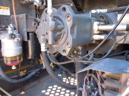 รถขุด SUMITOMO SH200-5 รถสวย สภาพเยี่ยม ราคาไม่แพงครับ จองก่อนใคร มานะ 085-9049669