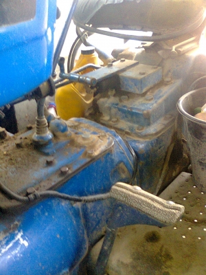 ขายรถไถนาฟอร์ดT1พร้อมเล่มทะเบียน