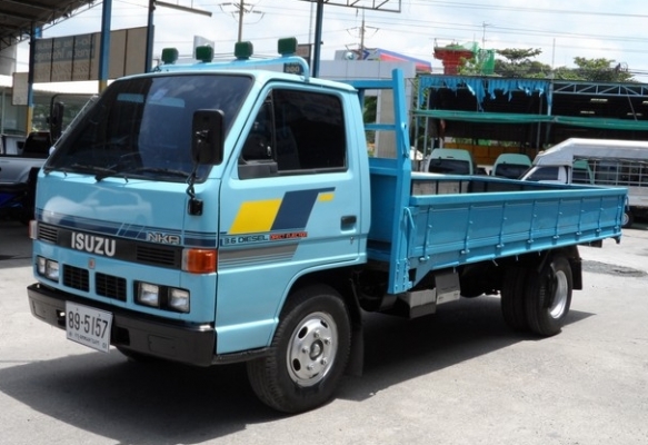 ขาย ISUZU NKR 110 ปี 2536 รถมือเดียว สภาพเยี่ยม ครัตซี่สวย พร้อมใช้ จัดไฟแนนซ์ได้ค่ะ