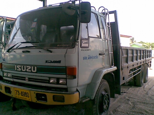 ขาย 10 ล้อเอีซูซุร๊อคกี้นางฟ้า 195แรง FVM32PR ยาว 7 เมตร 1 เพลา