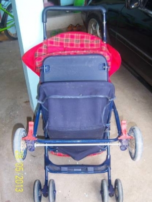 ขายรถเข็นเด็ก สภาพใหม่มากๆ