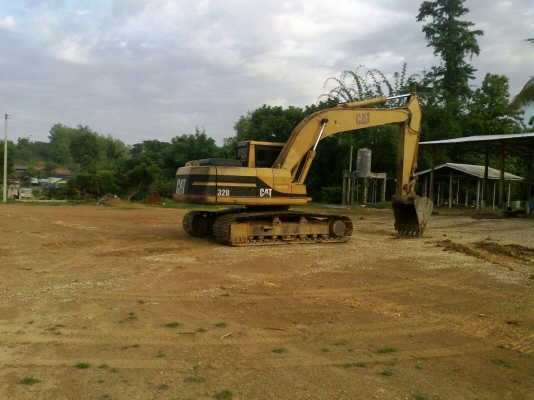 ขายด่วน  รถแบคโฮ CAT 320 V1 บูม อาร์ม สวย ไม่มีปะ รถสู้งานแข็ง สวยแจ่ม มีเล่มทะเบียนครบ.