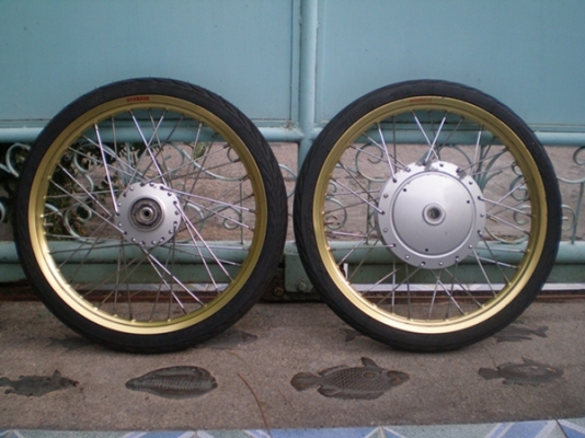 ล้อดี Fino ลูกปืนแท้ ยางใหม่ ไม่ดุ้ง พร้อมใส่รถ โทร.0804420093