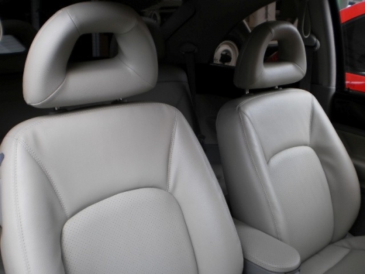 VOLKSWAGEN BEETLE 2.0 VOLKSWAGEN BEETLE 2.0