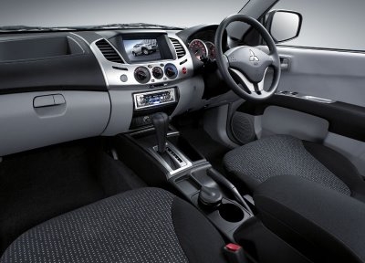 ****รับจองมิตซูบิชิทุกรุ่น พร้อมบริการด้วยความซื่อสัตย์ เป็นกันเองจริงใจไม่หลอกลวงคับ**** (ดาวน์เพียง 20,000 เป็นเจ้าของรถได้เลย)