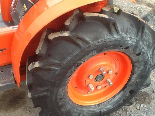 คูโบต้า KRT140 พลัส ใบมีดดันหน้าตราช้าง รถไร่สวยๆเดิมๆทำงาน 785 ชั่วโมง