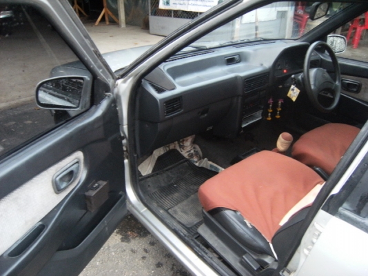 ขาย EXCEL สีบอร์น เครื่อง 1300 คาร์บู MT ปี 1995 ทะเบียนพร้อมโอน