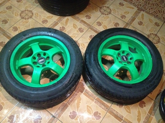 ขายแม็กซ์มือ2 ขอบ16 สีเขียว 4รู100/114+ยาง ราคา 3600 บาท ถูกๆ1 คู่