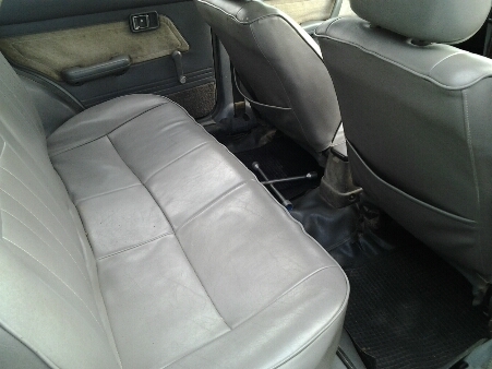 ขายรถยนต์ ปี86 มาสด้า 323 รุ่น5ประตู เครื่อง1500cc. เกียร์ธรรมดา แอร์เย็น ล้อแม็ก รถขับดี เครื่องดี ขายถูกๆตามสภาพ (ไม่ใช่รถน้ำท่วม)