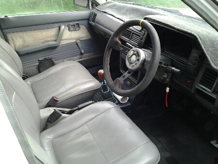 ขายรถยนต์ ปี86 มาสด้า 323 รุ่น5ประตู เครื่อง1500cc. เกียร์ธรรมดา แอร์เย็น ล้อแม็ก รถขับดี เครื่องดี ขายถูกๆตามสภาพ (ไม่ใช่รถน้ำท่วม)