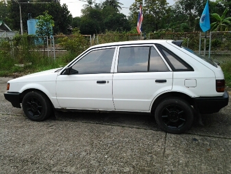 ขายรถยนต์ ปี86 มาสด้า 323 รุ่น5ประตู เครื่อง1500cc. เกียร์ธรรมดา แอร์เย็น ล้อแม็ก รถขับดี เครื่องดี ขายถูกๆตามสภาพ (ไม่ใช่รถน้ำท่วม)