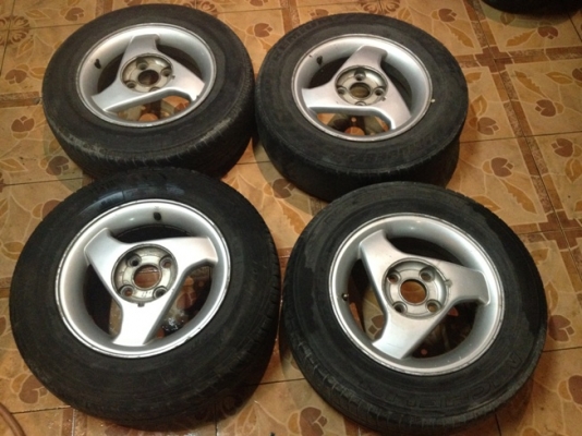 ขายล้อแม็กซ์มือ2 Misubrishi ขอบ13 4รู100+ยาง ราคา 1900 บาทถูก