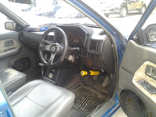 ขาย มาสด้า323 5ประตู ขาย มาสด้า323 5ประตู