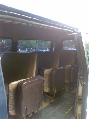 ขายบัสดี้เครื่อง 90แรงม้า สีเดิมบางๆไม่เคยทำสี แอร์ หน้า หลัง หนาวสำหรับคนที่ชอบรถเดิม