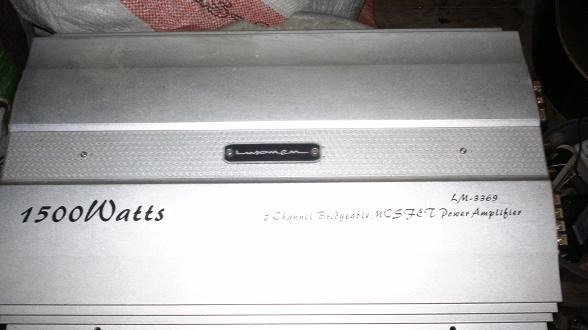 ขายด่วนลดราคาแล้วมารับเองนะเดี่ยวลดอีกอิอิอิ แอมป์ คลาสab 1500 วัต  แรงขับซับได้ครับถูกๆแรงและเสียงดี