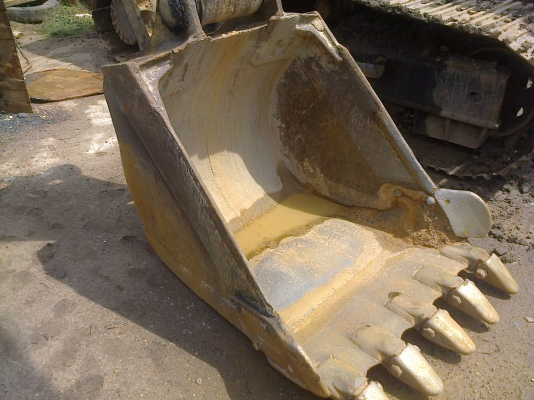 ขาย..รถขุดPC200-6 เล่มทะเบียน รถมือเดียวจากห้าง สภาพดีรถแห้งไม่มีเยื้ม เดิมๆ