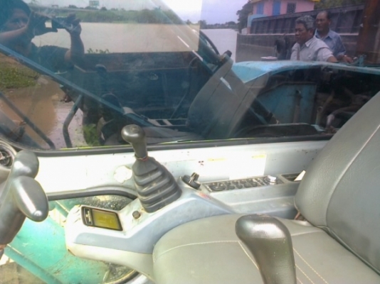 ขายรถแบคโฮบูมยาวของนอกแท้ KOBELCO sk200-5superไฟฟ้าครบ เอกสารพร้อมช่วงล่างเต็มรถสวยพร้อมใช้ ขายรถแบคโฮบูมยาวของนอกแท้ KOBELCO sk200-5superไฟฟ้าครบ เอกสารพร้อมช่วงล่างเต็มรถสวยพร้อมใช้