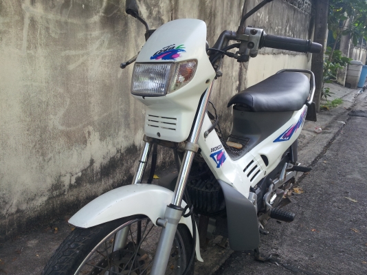 ขายhonda cela L สตาดมือเดิมๆออกห้าง..10,000 -.