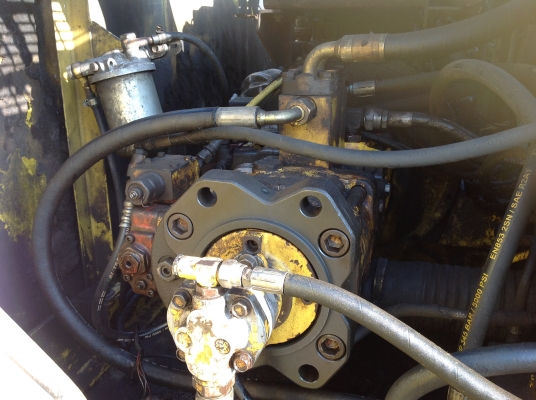 ` ขาย KOBELCO SK200 MARK T พร้อมใช้งาน มีเล่มทะเบียน ` ขาย KOBELCO SK200 MARK T พร้อมใช้งาน มีเล่มทะเบียน