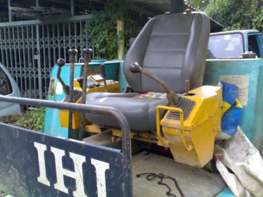 ขายรถแบ็คโฮเล็ก IHI SH 30 สภาพดีพร้อมใช้ ราคาถูก