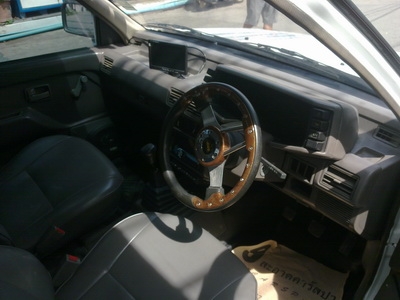 (ขายแล้วครับ)ขาย ISUZU 4 ประตู พร้อมใช้งาน (ราคาต่อรองได้)