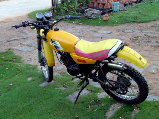 ขาย Yamaha DT175 (mono) ขาย Yamaha DT175 (mono)