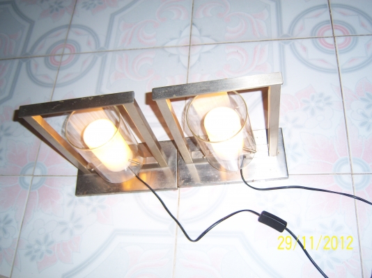 โคมไฟสแตนเลส