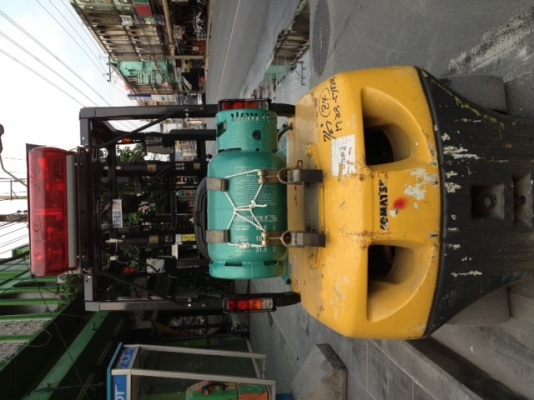 ขายForklift Komatsu FG30-15 LPG นำเข้าจากญี่ปุ่น ขายForklift Komatsu FG30-15 LPG นำเข้าจากญี่ปุ่น