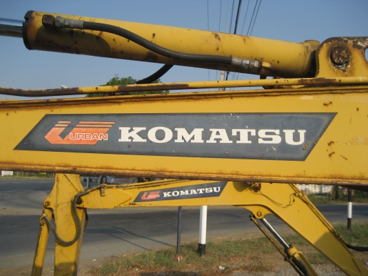 รถขุดโคมัสสุPC30-6เก่านอกแท้ 085-4288184 ชัด