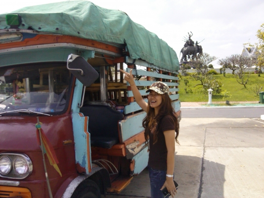 รถบรรทุกโบราญ โตโยต้า  [บริการขนย้ายทั่วๆ ขาย ราคา999999