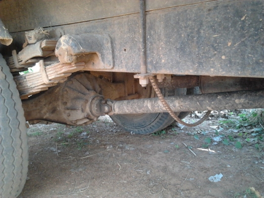 ISUZU ELF 100 แรงฝาขาว หัวแป กระบะคอกเหล็กยาว 4.30 เมตร เครื่องแห้งดีไม่มีเยิ้ม ภายในเก๋งครบหัวบางสวยเก็บสีให้เรียบร้อย ช่วงล่างคัชซีไม่ผุ ยางสภาพดี 60\% เอกสารเล่มทะเบียนครบพร้อมโอนครับ