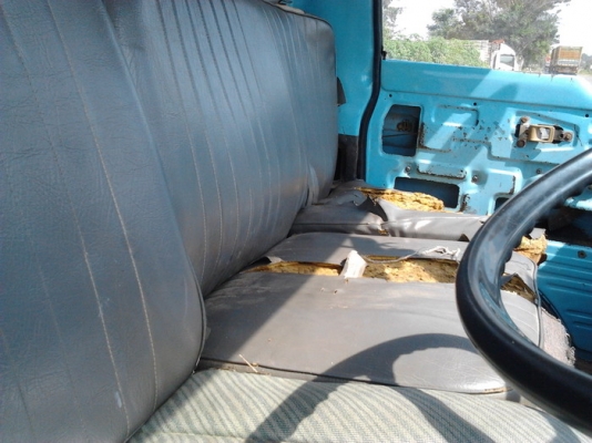 ISUZU ELF 100 แรงฝาขาว หัวแป กระบะคอกเหล็กยาว 4.30 เมตร เครื่องแห้งดีไม่มีเยิ้ม ภายในเก๋งครบหัวบางสวยเก็บสีให้เรียบร้อย ช่วงล่างคัชซีไม่ผุ ยางสภาพดี 60\% เอกสารเล่มทะเบียนครบพร้อมโอนครับ