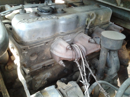 ISUZU ELF 100 แรงฝาขาว หัวแป กระบะคอกเหล็กยาว 4.30 เมตร เครื่องแห้งดีไม่มีเยิ้ม ภายในเก๋งครบหัวบางสวยเก็บสีให้เรียบร้อย ช่วงล่างคัชซีไม่ผุ ยางสภาพดี 60\% เอกสารเล่มทะเบียนครบพร้อมโอนครับ