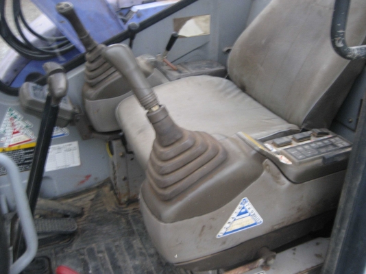 รถขุดHITACHI75UR-3เก่านอกแท้สภาพดี 085-4288184ชัด