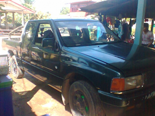 ISUZU TFR มังกรทอง SPACE CAB SL 2.5 MT ปี 38 รถบ้านเดิมๆพร้อมใช้งาน เครื่องดี ภายในเก๋งภายในแค๊ปสวยครบ พวงมาลัยธรรมดา