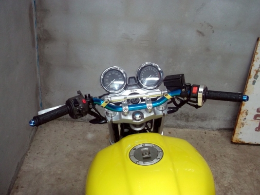 ขายyamaha xjr 400 ปี99 สรรพสามิต