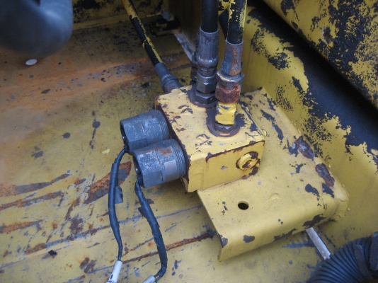 รถขุดKOBELCO   SK120-1เก่านอกแท้  085-4288184